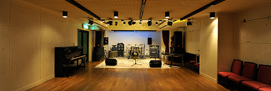 スタジオライブホール